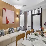 Lavie Maison - Design Suite & Spa Bath